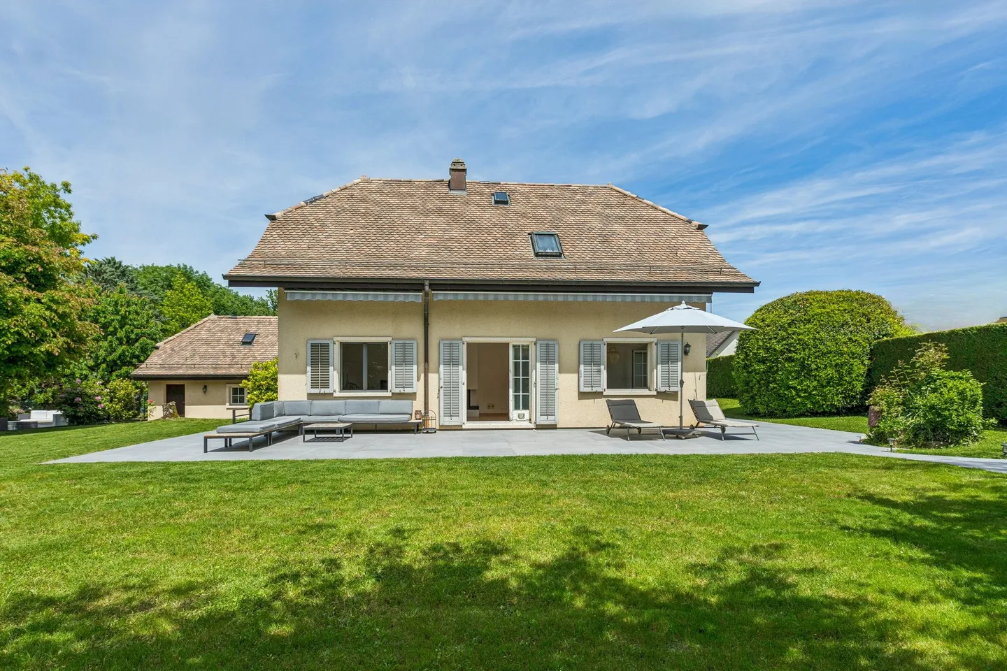 Charmante Villa à Commugny - Potentiel d'Agrandissement - Foto 2 von 13