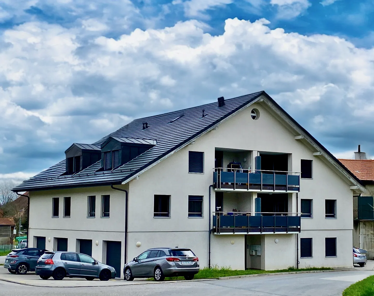 Modern residential building with 6 units in the heart of the village - Photo 13 of 13