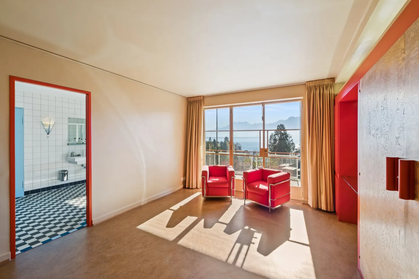 Villa Kenwin - A Bauhaus Icon on the Shores of Lake Geneva - Photo 13 of 13