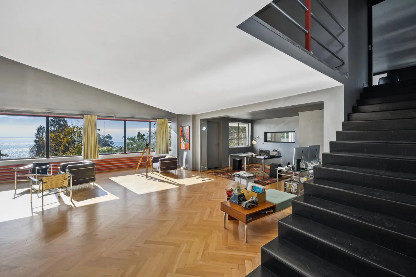 Villa Kenwin - A Bauhaus Icon on the Shores of Lake Geneva - Photo 5 of 13