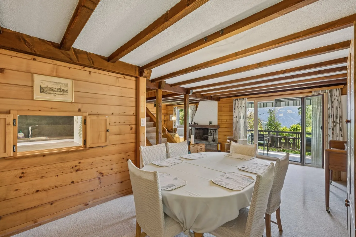 Chalet familiare spazioso con grande appezzamento e ottimo potenziale - Foto 3 di 8