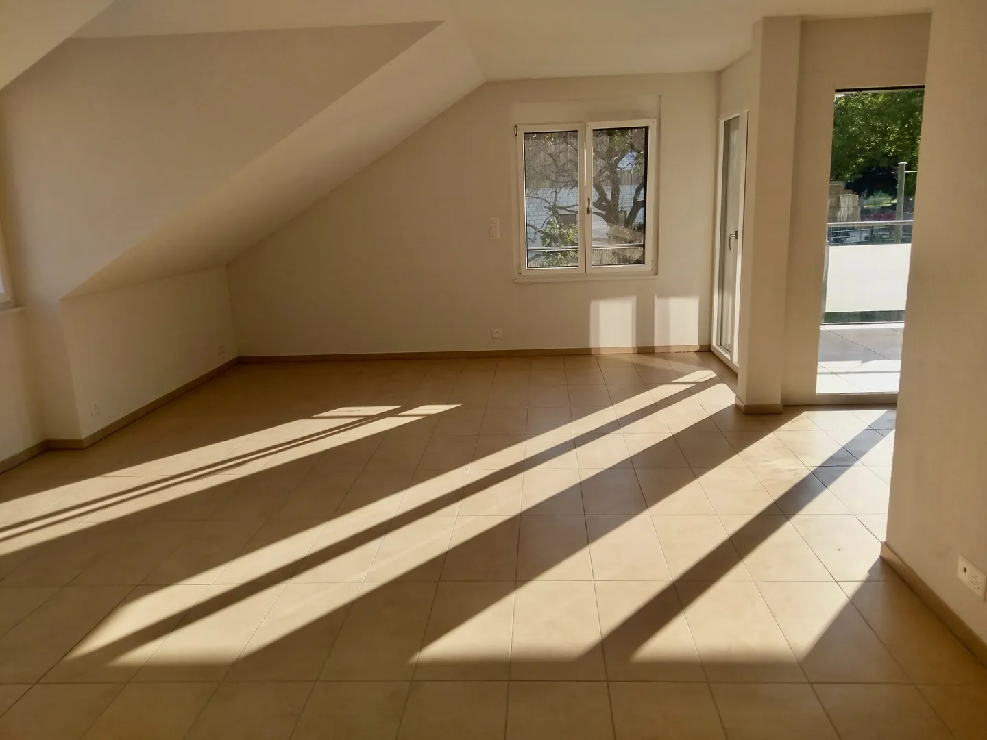 Modern residential building with 6 units in the heart of the village - Photo 4 of 13