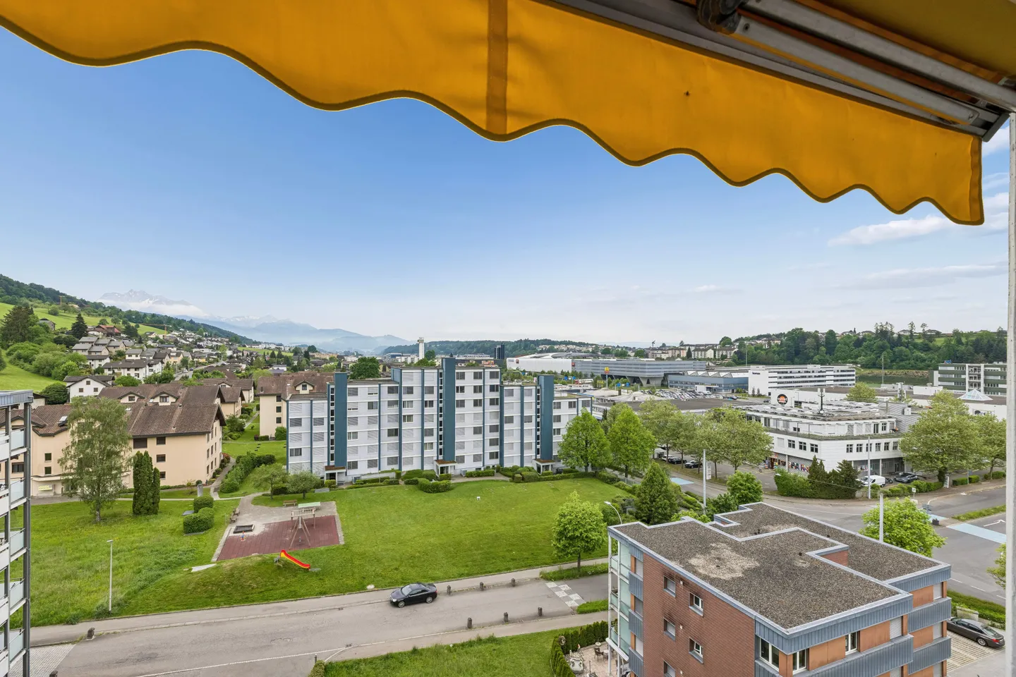 Panorama View & Sunset on the Top Floor - Photo 10 of 13