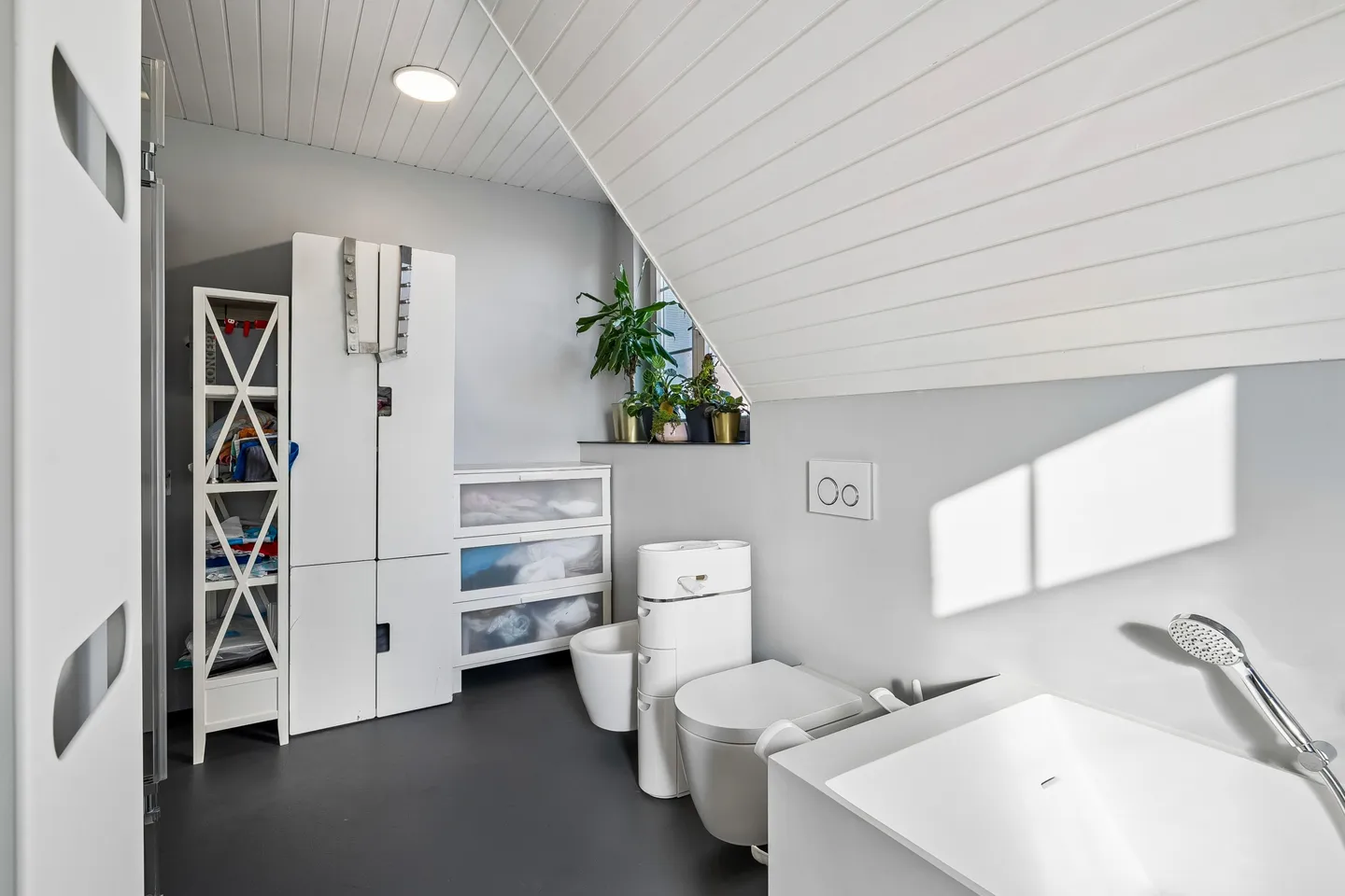 Casa unifamiliare di 6 locali con giardino a Hägglingen - centrale e tranquilla - Foto 11 di 13