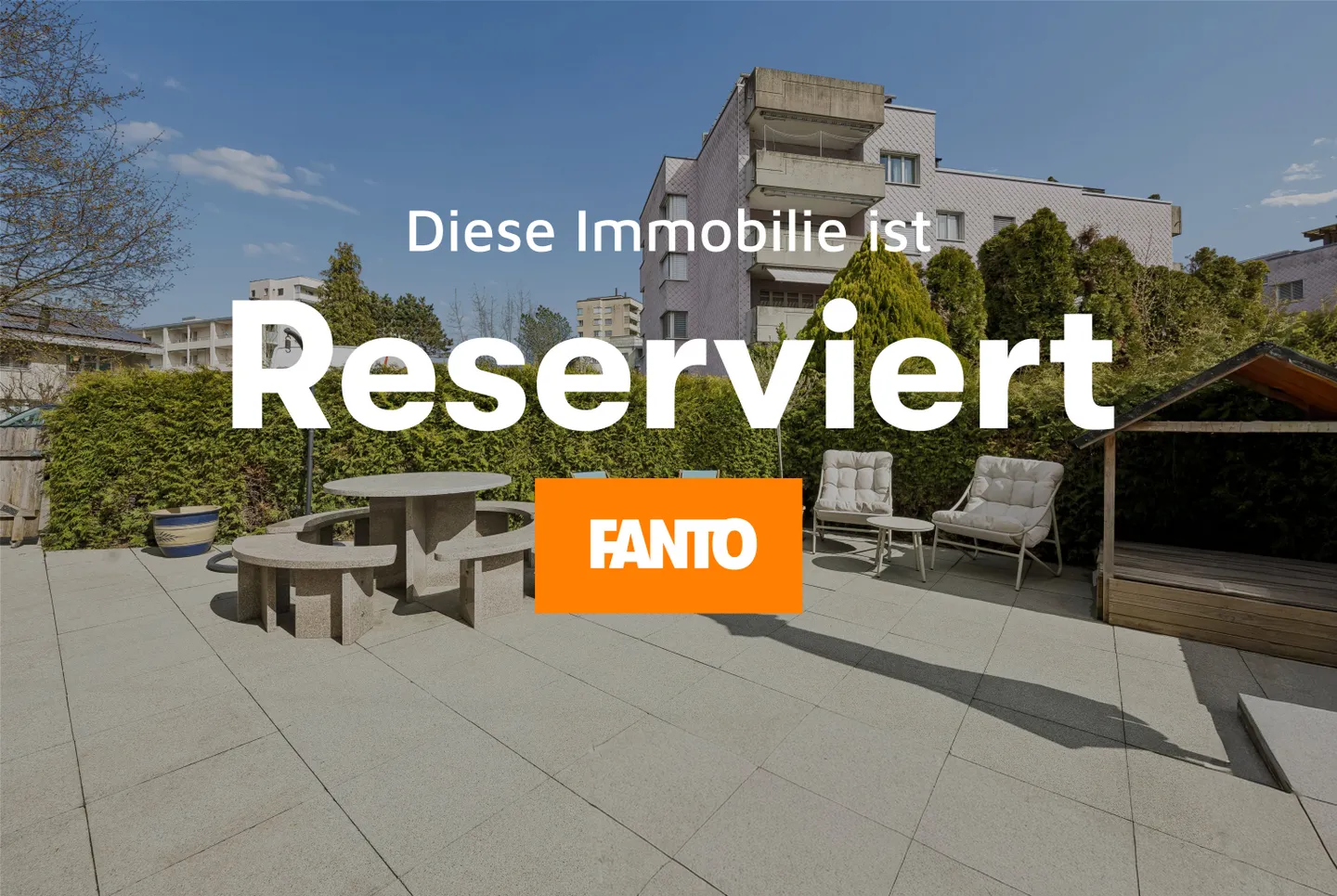 Casa unifamiliare con giardino idilliaco, ampio spazio esterno e potenziale di espansione entusiasmante - Foto 1 di 13