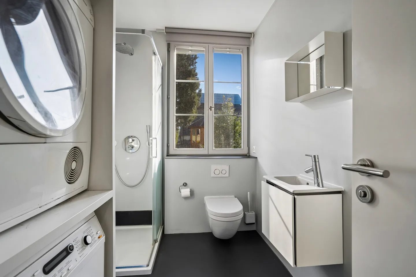 Casa unifamiliare di 6 locali con giardino a Hägglingen - centrale e tranquilla - Foto 12 di 13