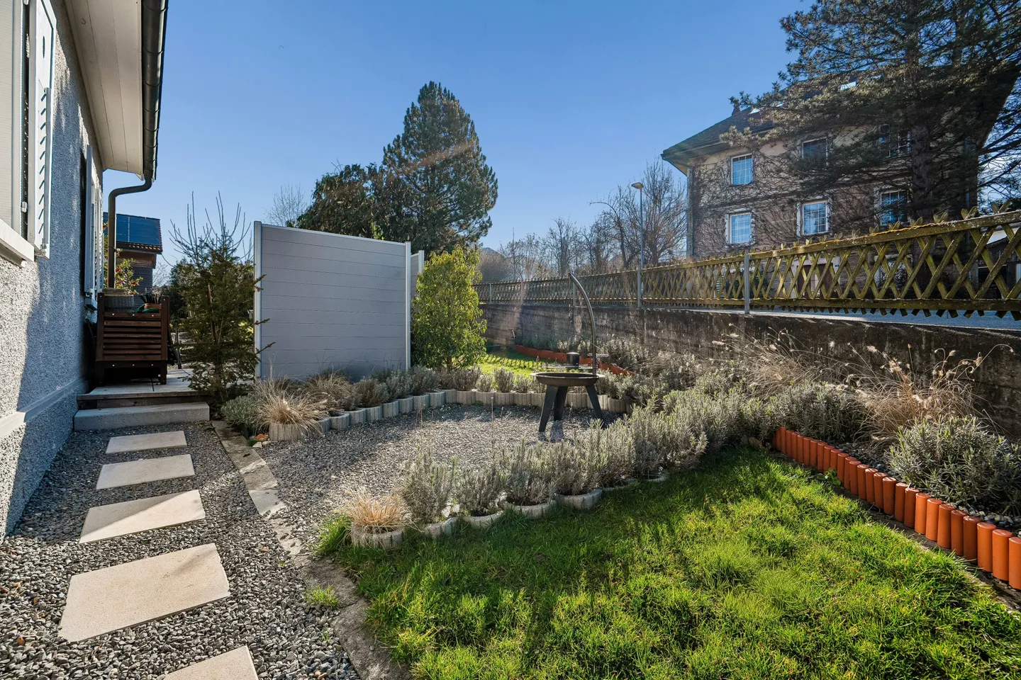 Casa unifamiliare di 6 locali con giardino a Hägglingen - centrale e tranquilla - Foto 3 di 13