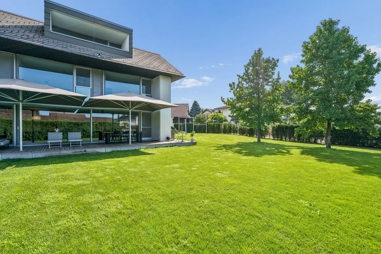 Vivre comme dans un complexe de vacances - Maison d'architecte avec piscine et jardin - Photo 4 sur 13