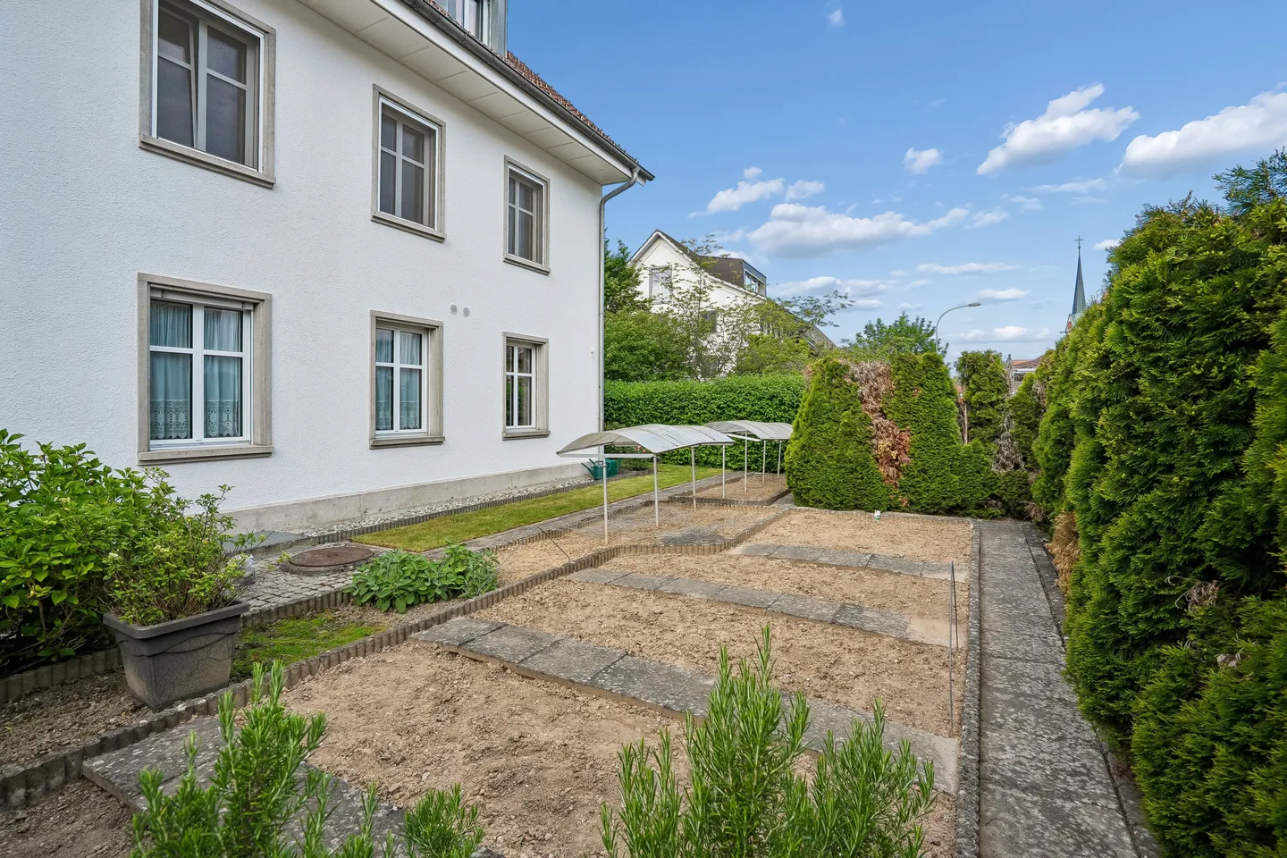 Gartenwohnung mit Einfamilienhausgefühl – 260 m² Privatgarten - Foto 13 von 13