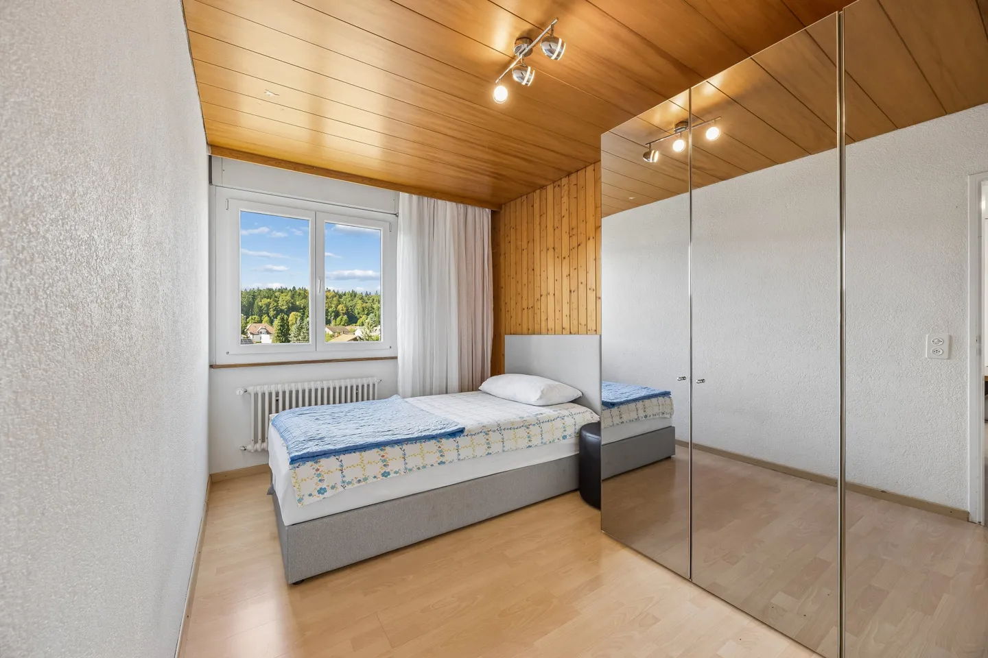 Dachgeschosswohnung mit Neuer Küche - Foto 11 von 13