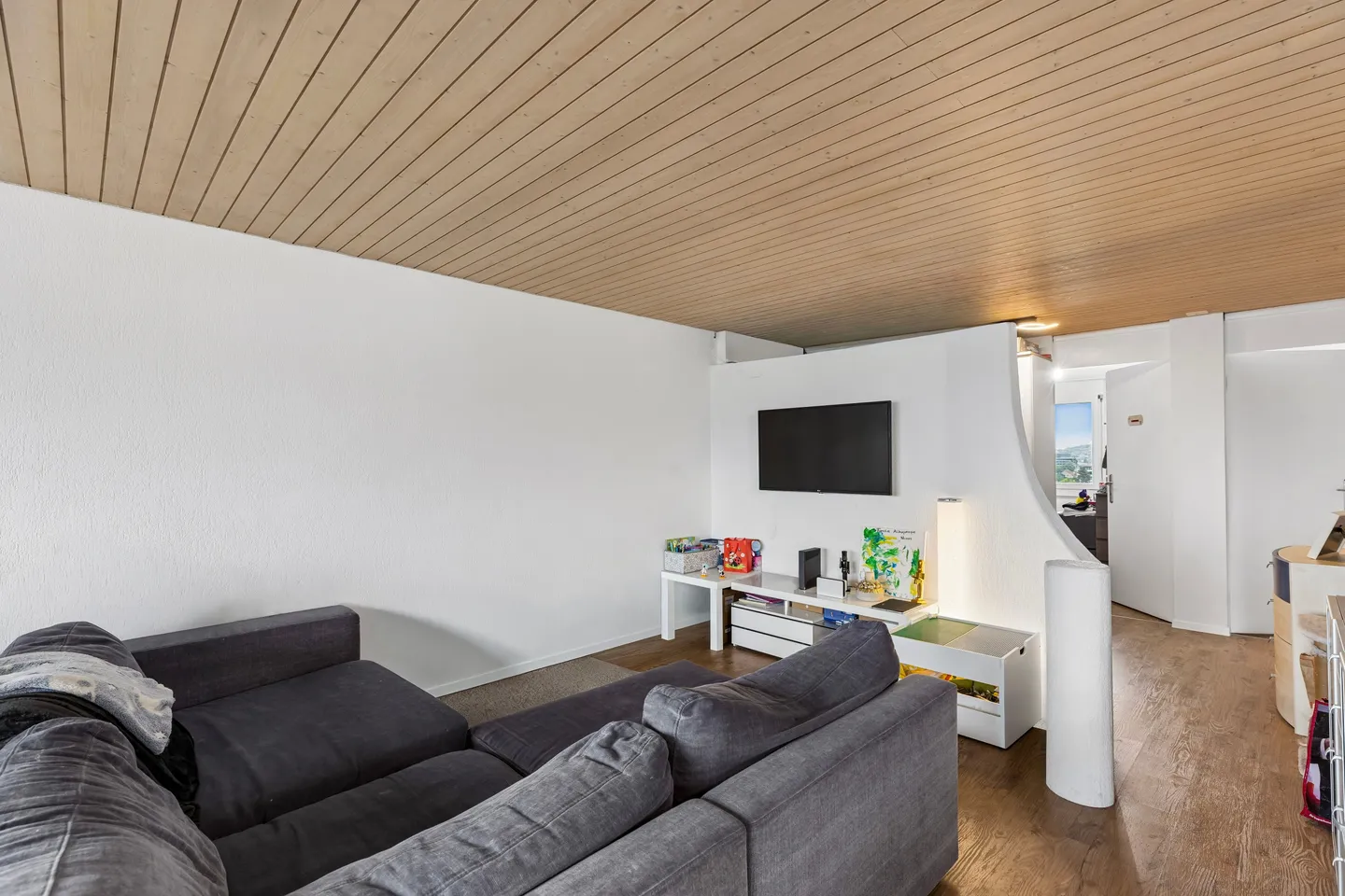 Panorama View & Sunset on the Top Floor - Photo 2 of 13