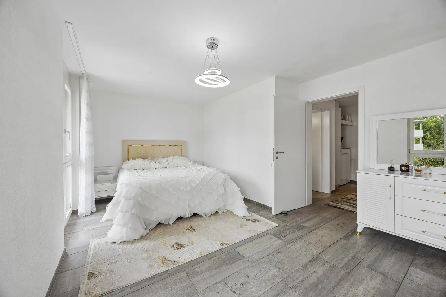 Stilvolle 5.5-Zimmer-Wohnung - Foto 7 von 13