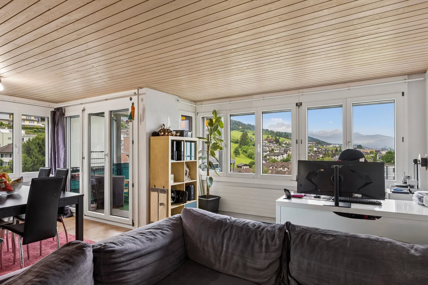 Panorama View & Sunset on the Top Floor - Photo 13 of 13