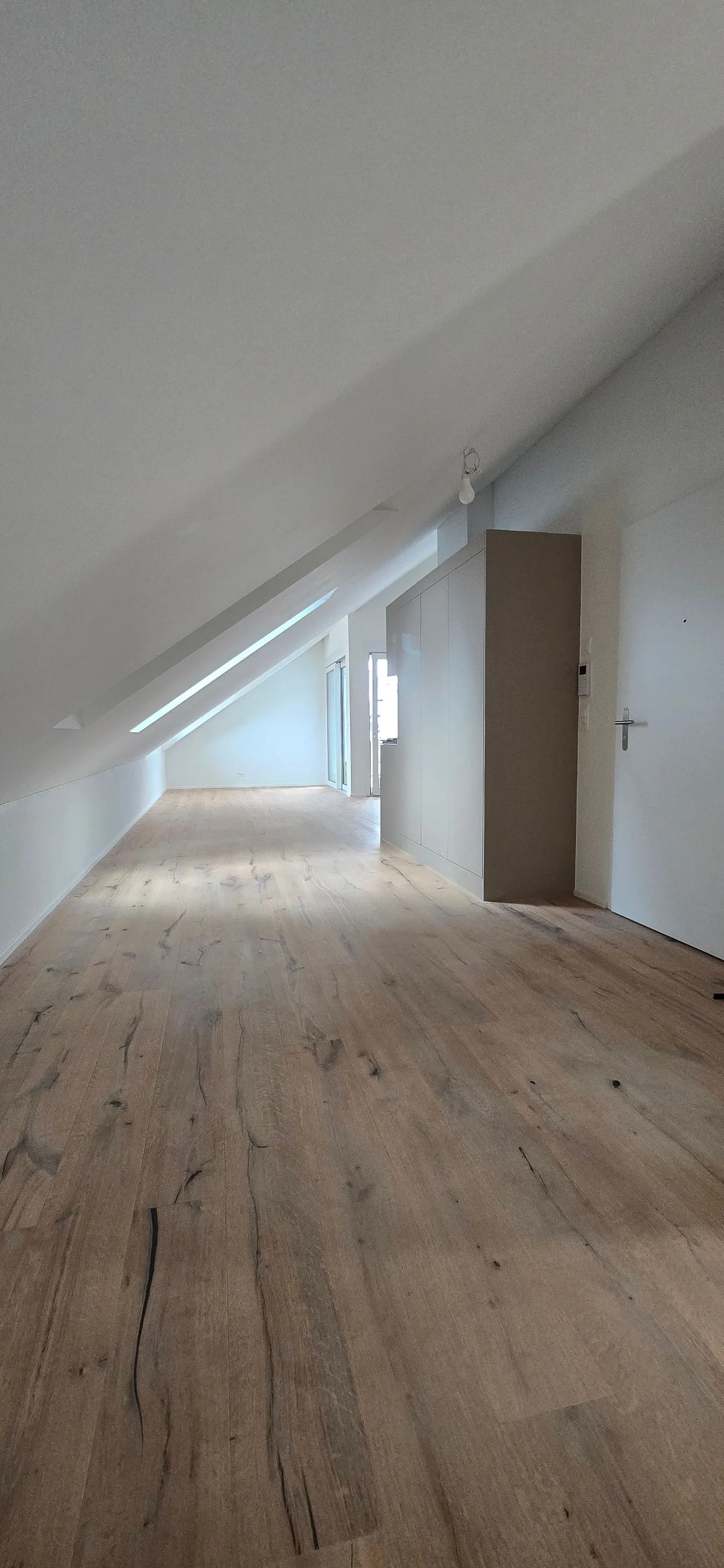 Moderno appartamento attico di 3,5 stanze – luminoso e accogliente - Foto 10 di 13