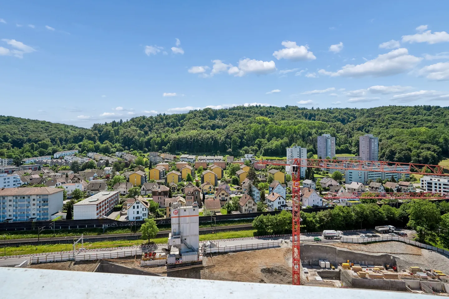 Exclusive 2.5-room apartment on the upper floor with panoramic views in Baden - Photo 6 of 13