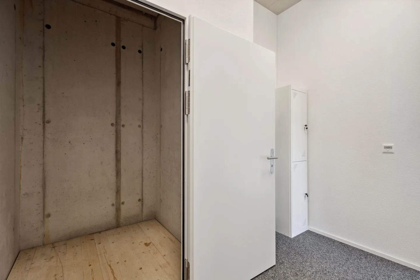Modern 3.5-room apartment with 18 m² balcony in Bollodingen - Photo 11 of 13