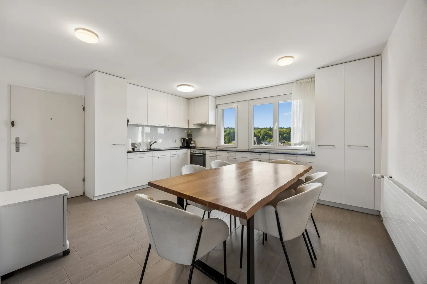 Dachgeschosswohnung mit Neuer Küche - Foto 1 von 13