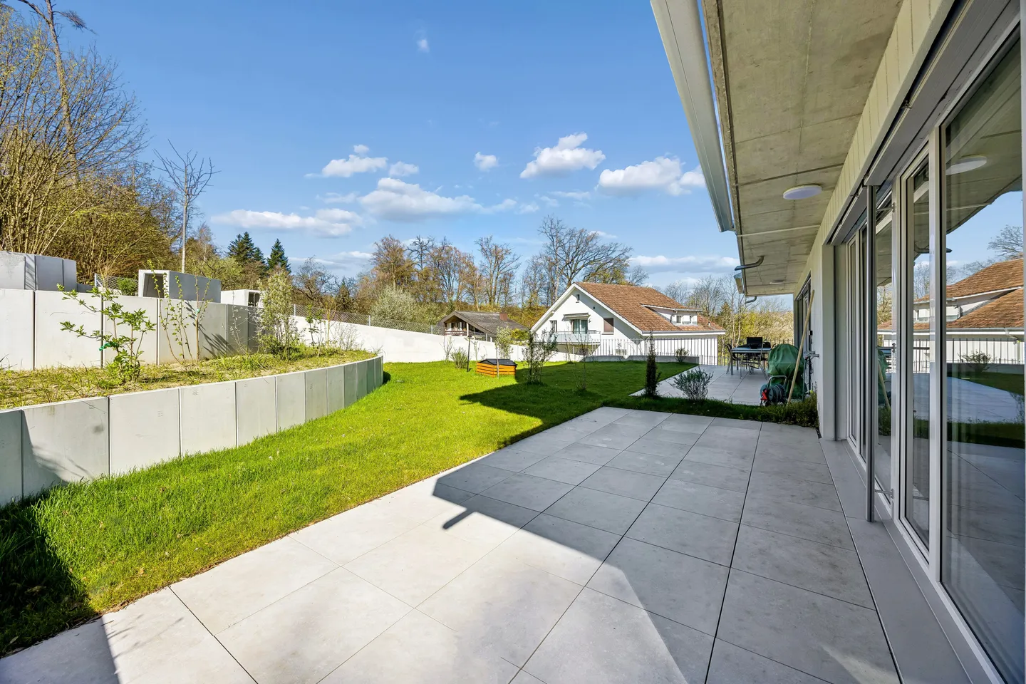 2.5-room garden apartment with large terrace in Neuenhof - Photo 1 of 13