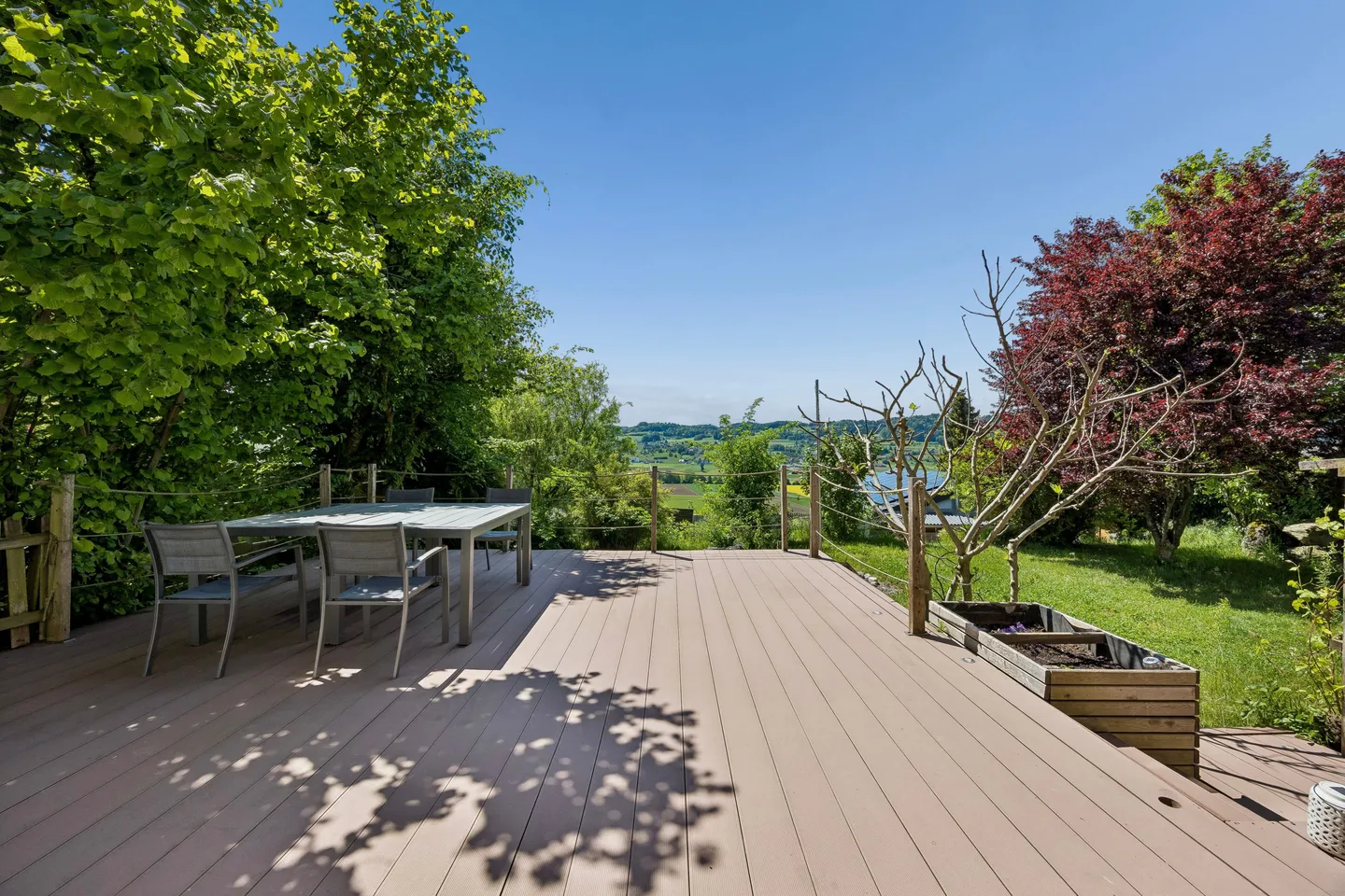 Single-family house with large garden, character, tranquility, and beautiful distant views - Photo 11 of 13