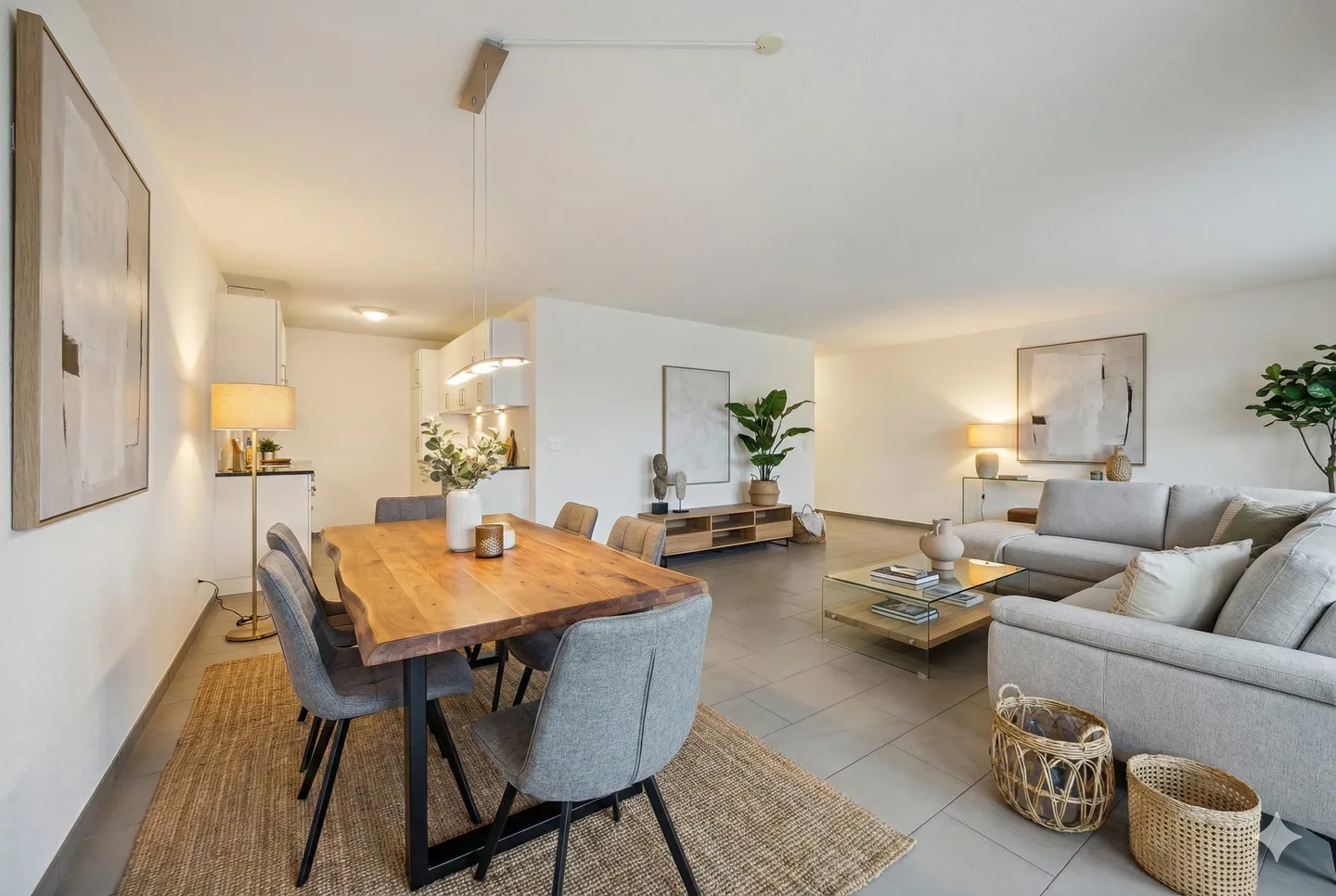 Appartement en attique de 3,5 pièces avec terrasse sur le toit privée de 75 m² - Photo 5 sur 13