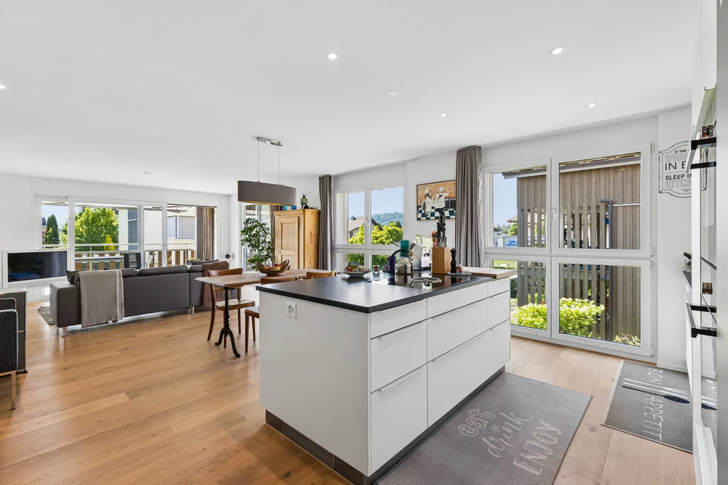 Staufen: Appartamento moderno 4.5 locali con grande balcone, tranquillo - Foto 1 di 13