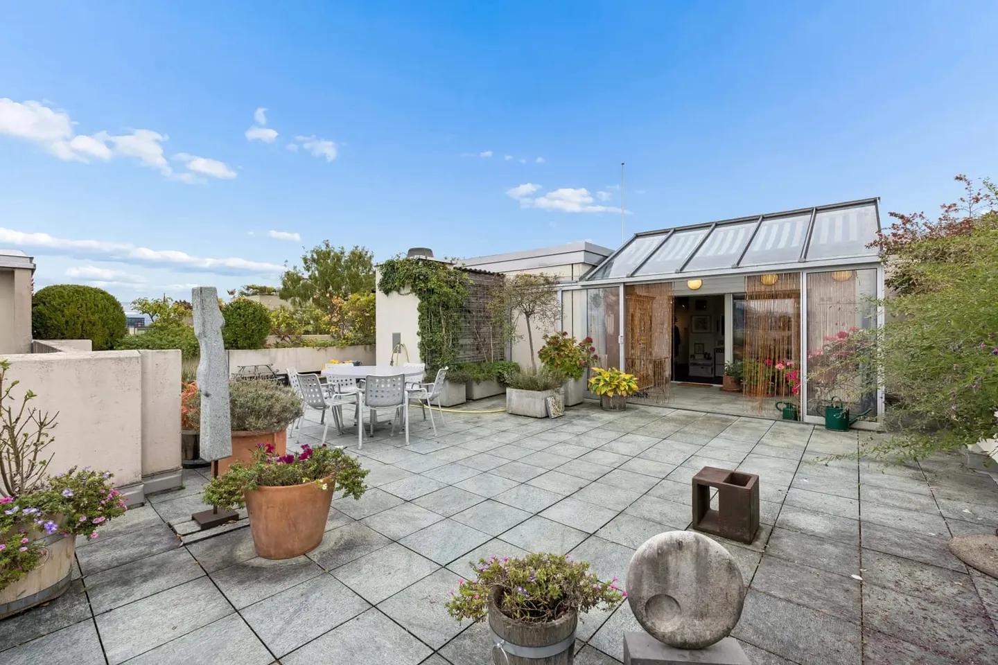 Appartement en attique de 4,5 pièces avec terrasse de 70 m² à vendre à Zurich - Photo 12 sur 13
