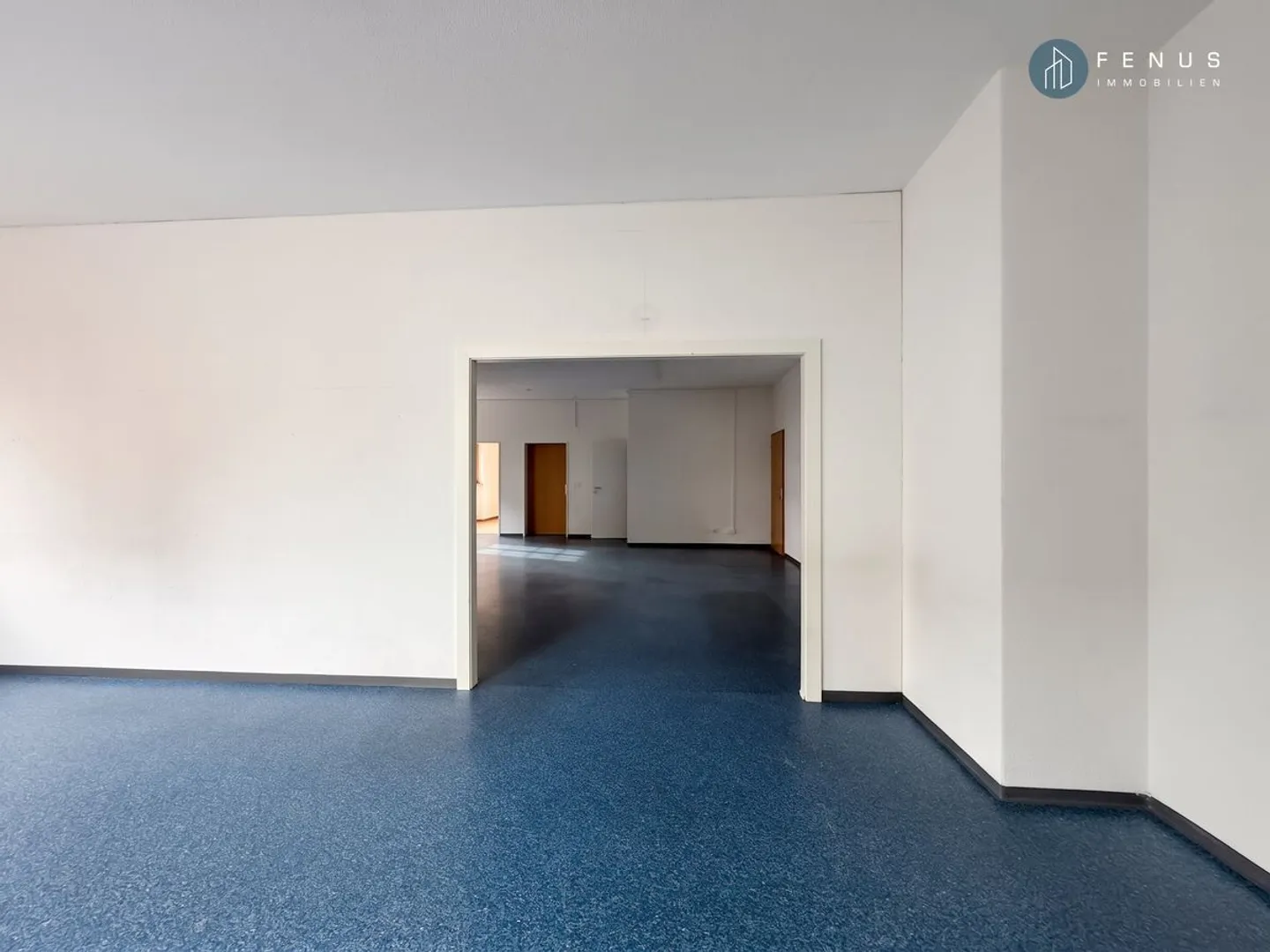 Retail space in a central location - Photo 4 of 5