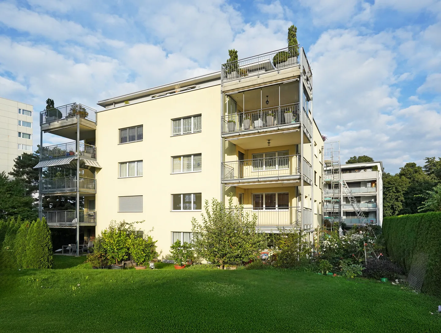 Appartamento di 5.5 locali con 125.6 m² di superficie abitabile, ascensore &amp; parcheggio sotterraneo da CHF 685'000 - Foto 1 di 10