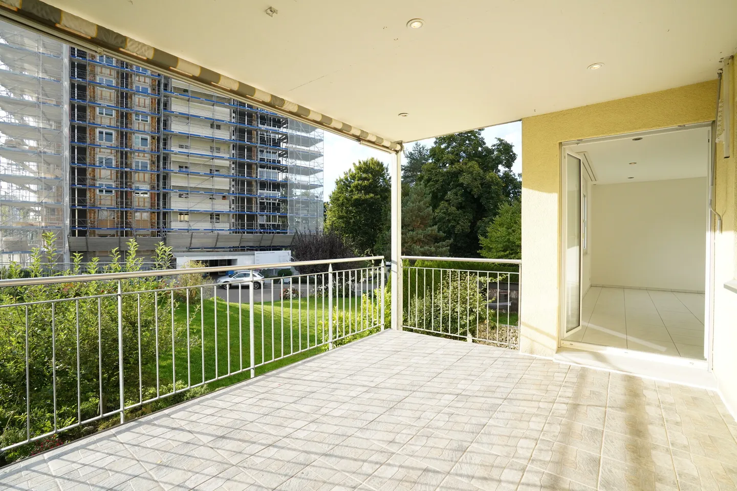 Appartamento di 5.5 locali con 125.6 m² di superficie abitabile, ascensore &amp; parcheggio sotterraneo da CHF 685'000 - Foto 6 di 10