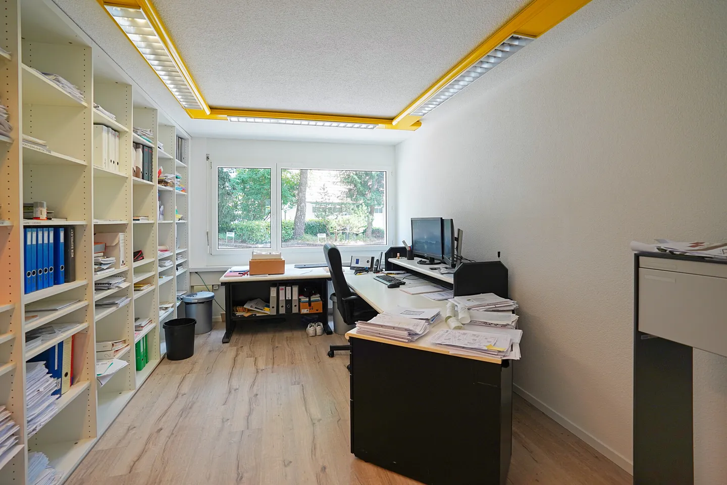 Espace commercial attrayant à Berikon idéal pour les investisseurs et les utilisateurs finaux - Photo 6 sur 10