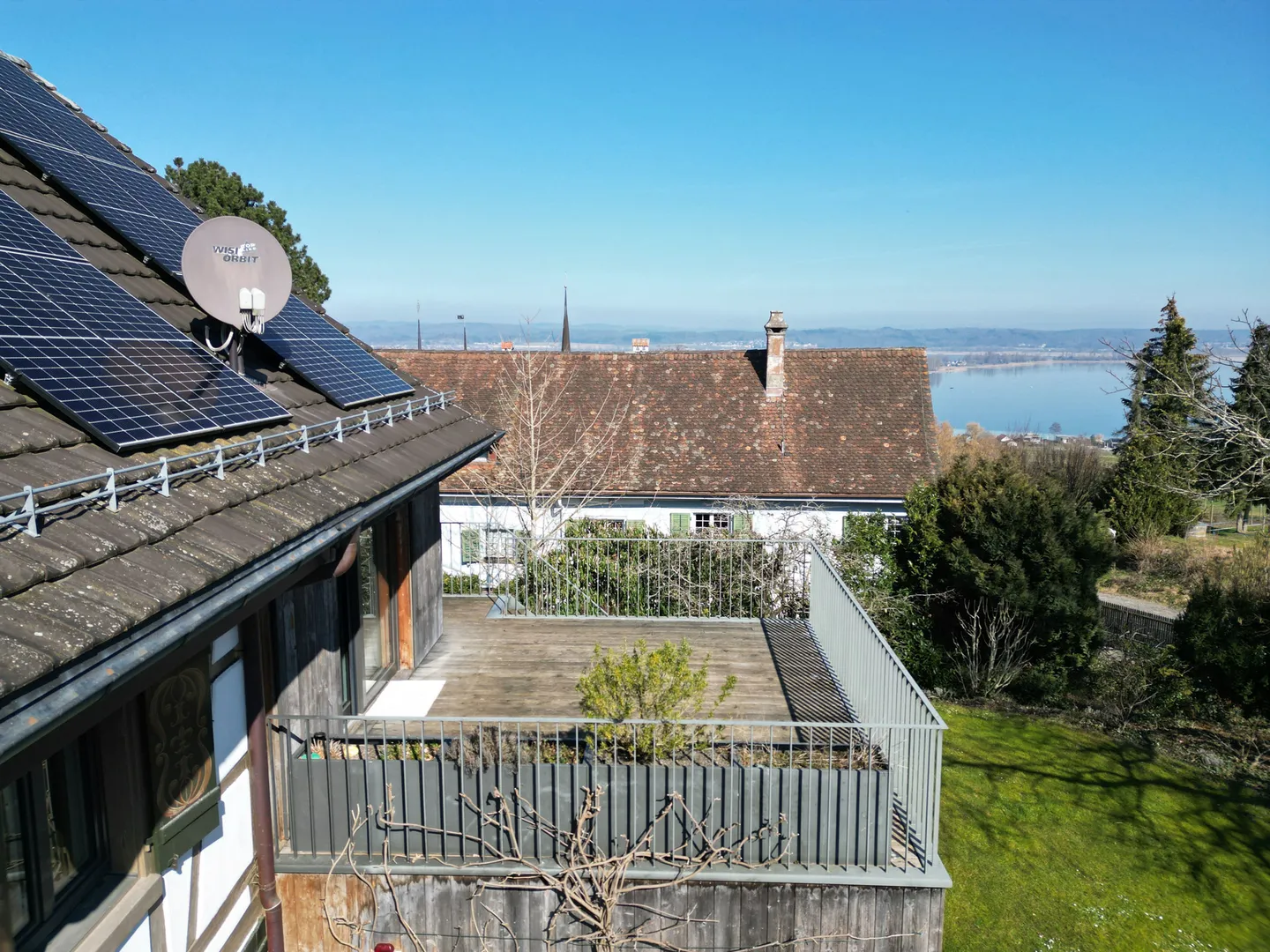 2 connected houses - Photo 3 of 13