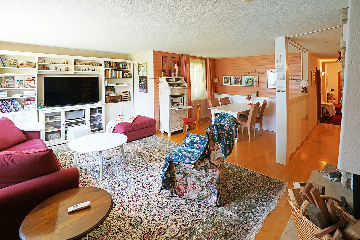 Charmantes 8.5 Zimmer Einfamilienhaus - Foto 4 von 10