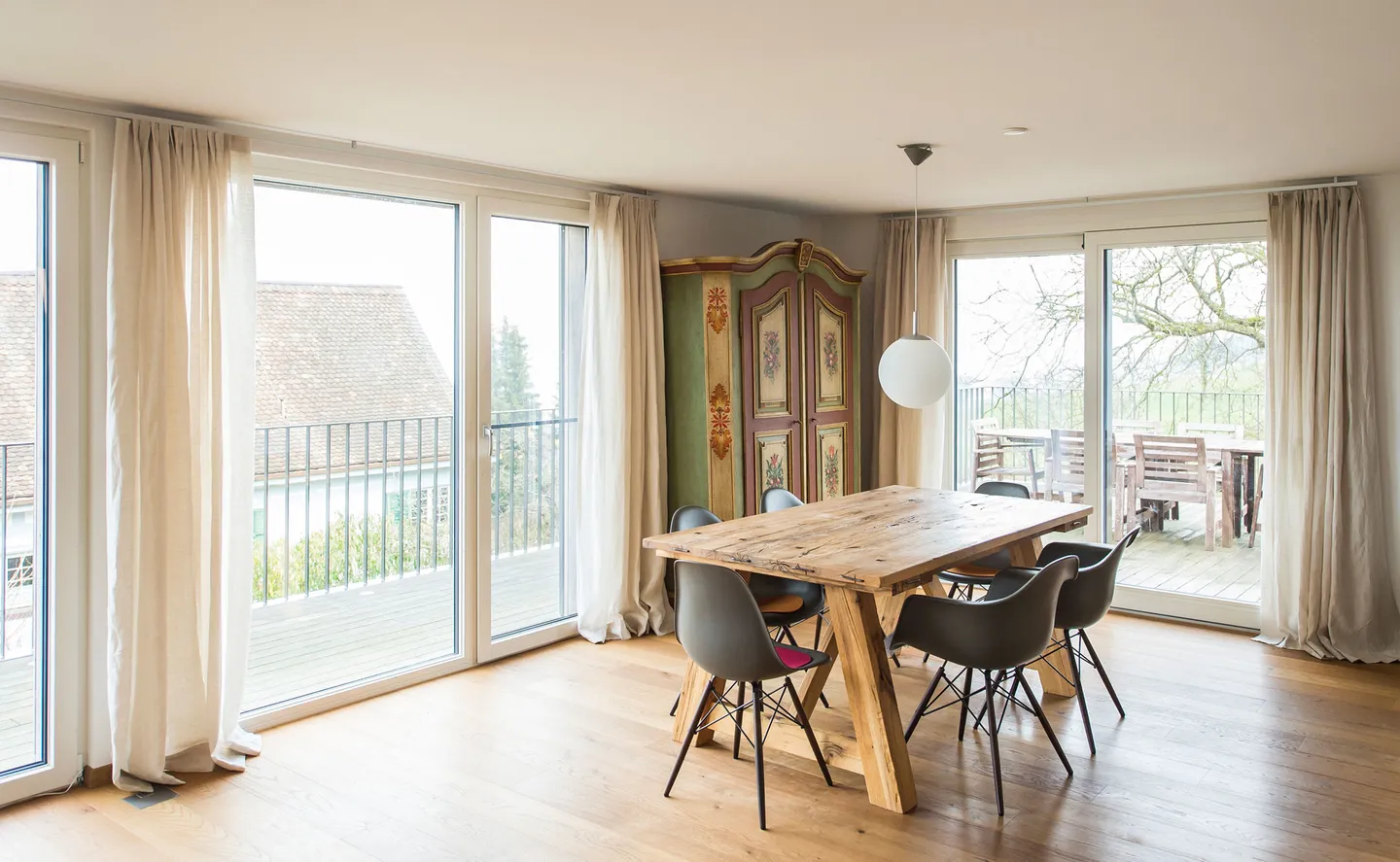 2 connected houses - Photo 11 of 13