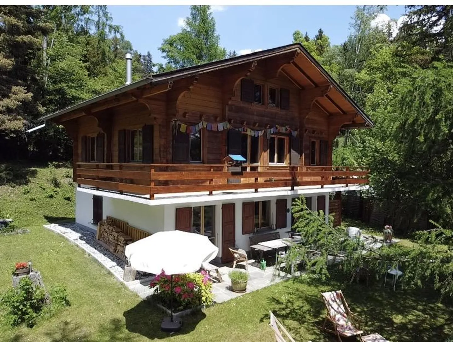Chalet familiare o affascinante pied-à-terre ad Anzère - Foto 1 di 13