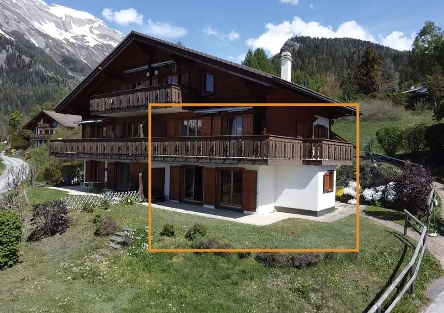 Duplex Charmant avec Jardin - Photo 3 sur 13