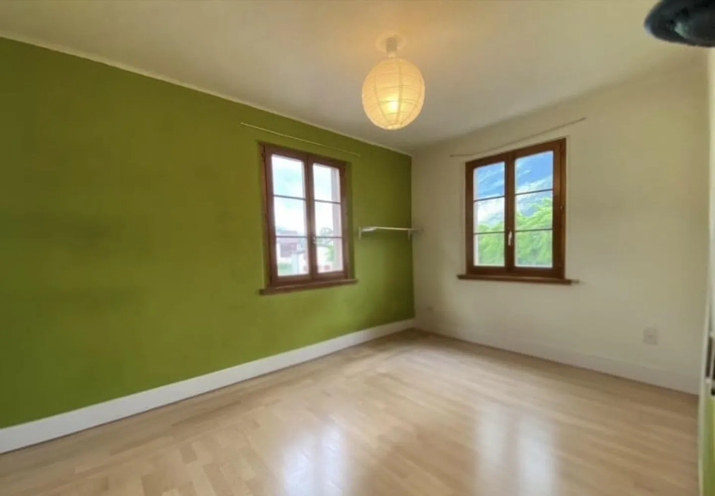Duplex Apartment with Potential - Photo 9 of 13