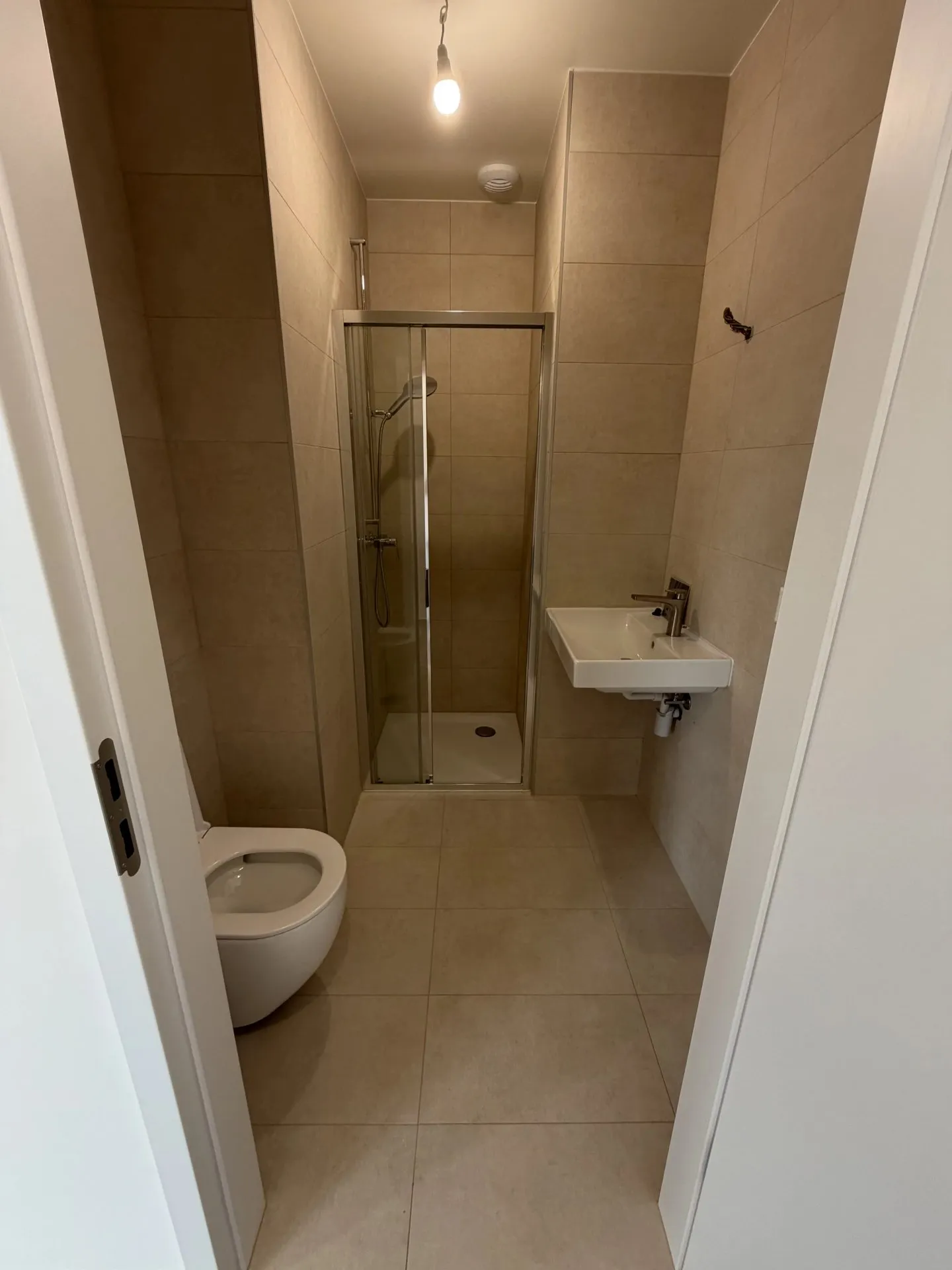 Los D: Vier-Zimmer-Wohnung - Erster Stock - Foto 9 von 13