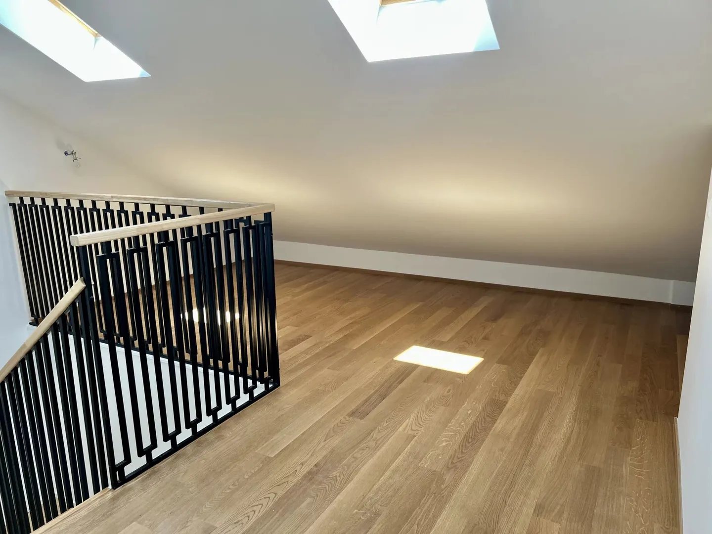 Villa semi-indipendente ristrutturata pronta per essere abitata - Foto 6 di 13