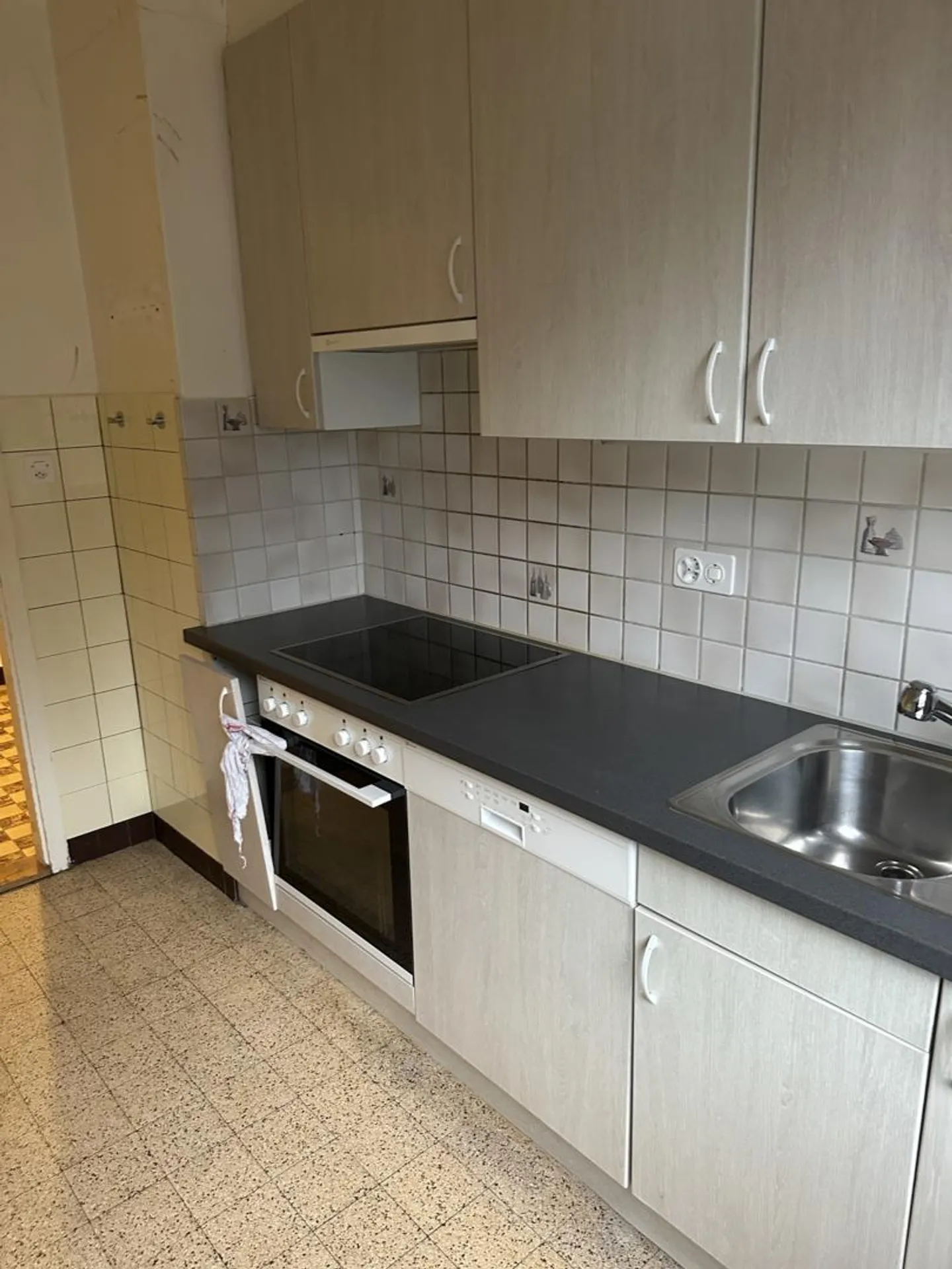 Bel appartement de 3,5 pièces au Centre de Sierre - Foto 1 di 2