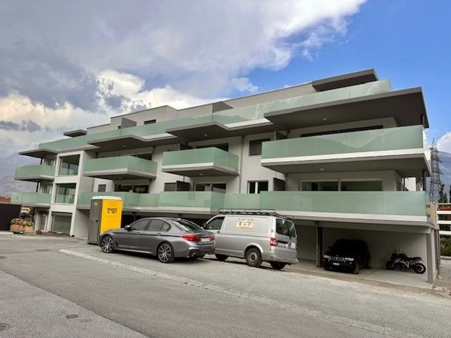 Wunderschöne neue Wohnung im 2. Stock mit 2,5 Zimmern in Aproz (Sion) - Foto 10 von 13