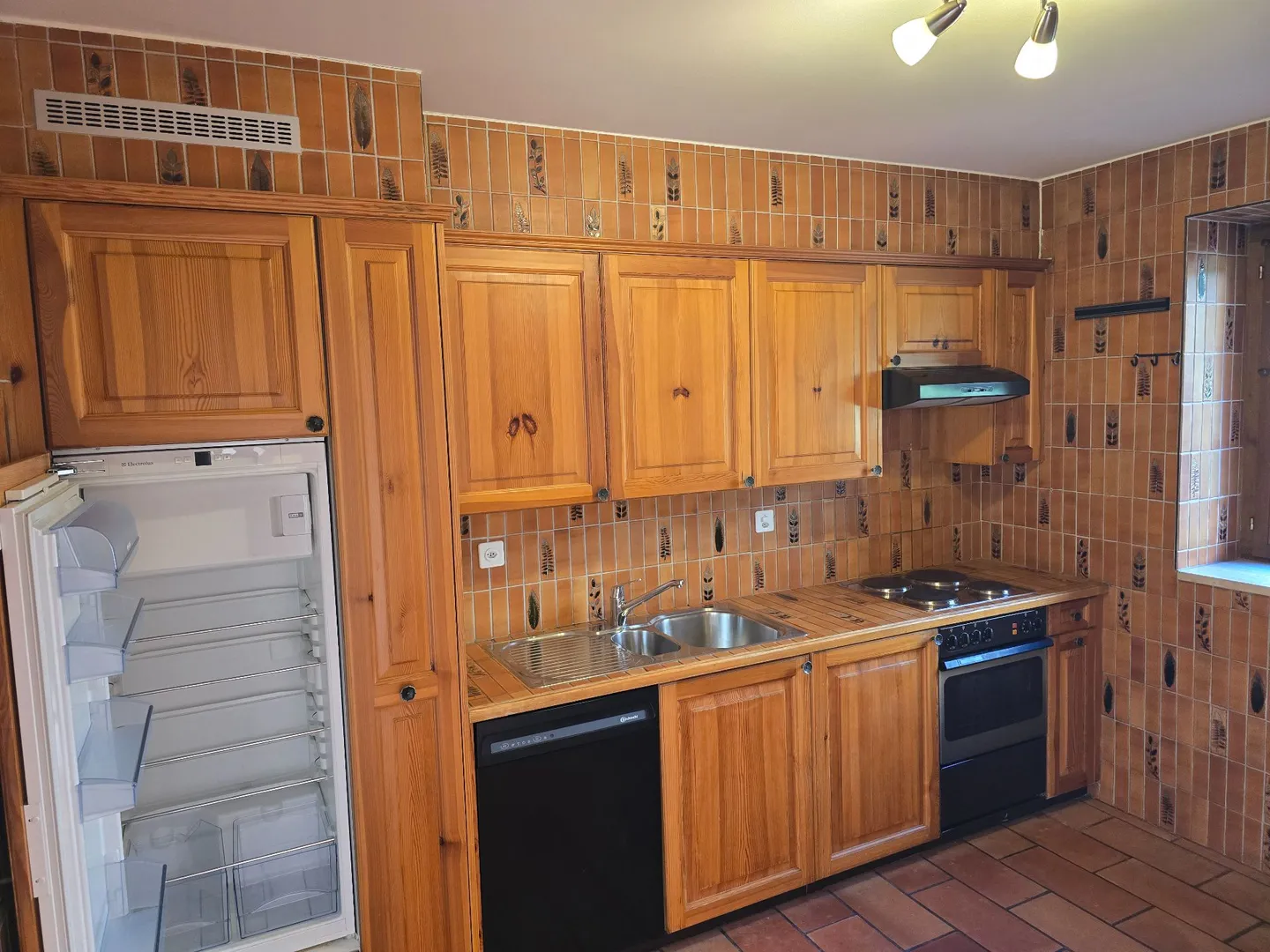 Charming Duplex Apartment in Sion - Photo 5 of 13