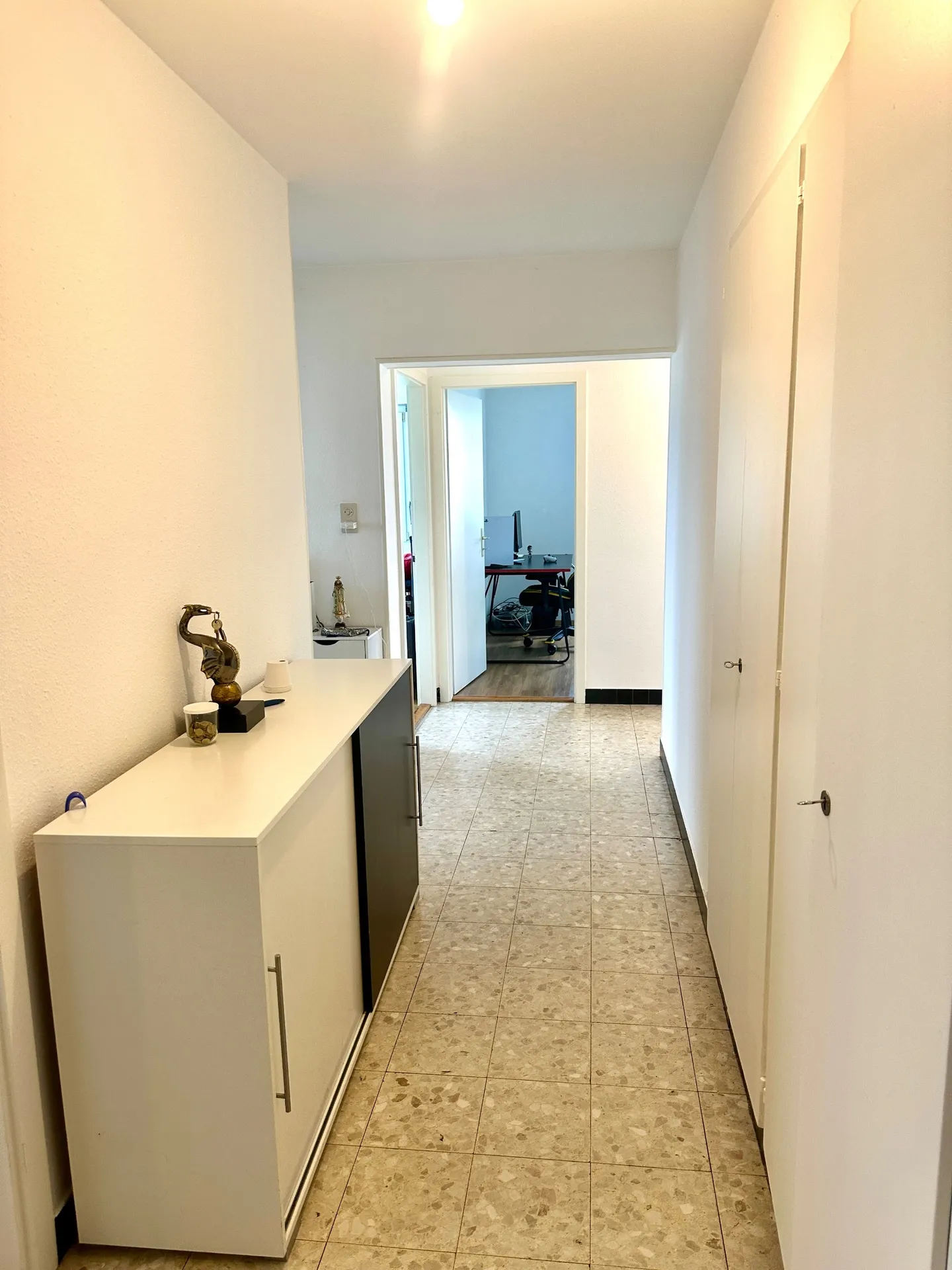 Beautiful 3.5-room apartment in Monthey - Photo 2 of 4