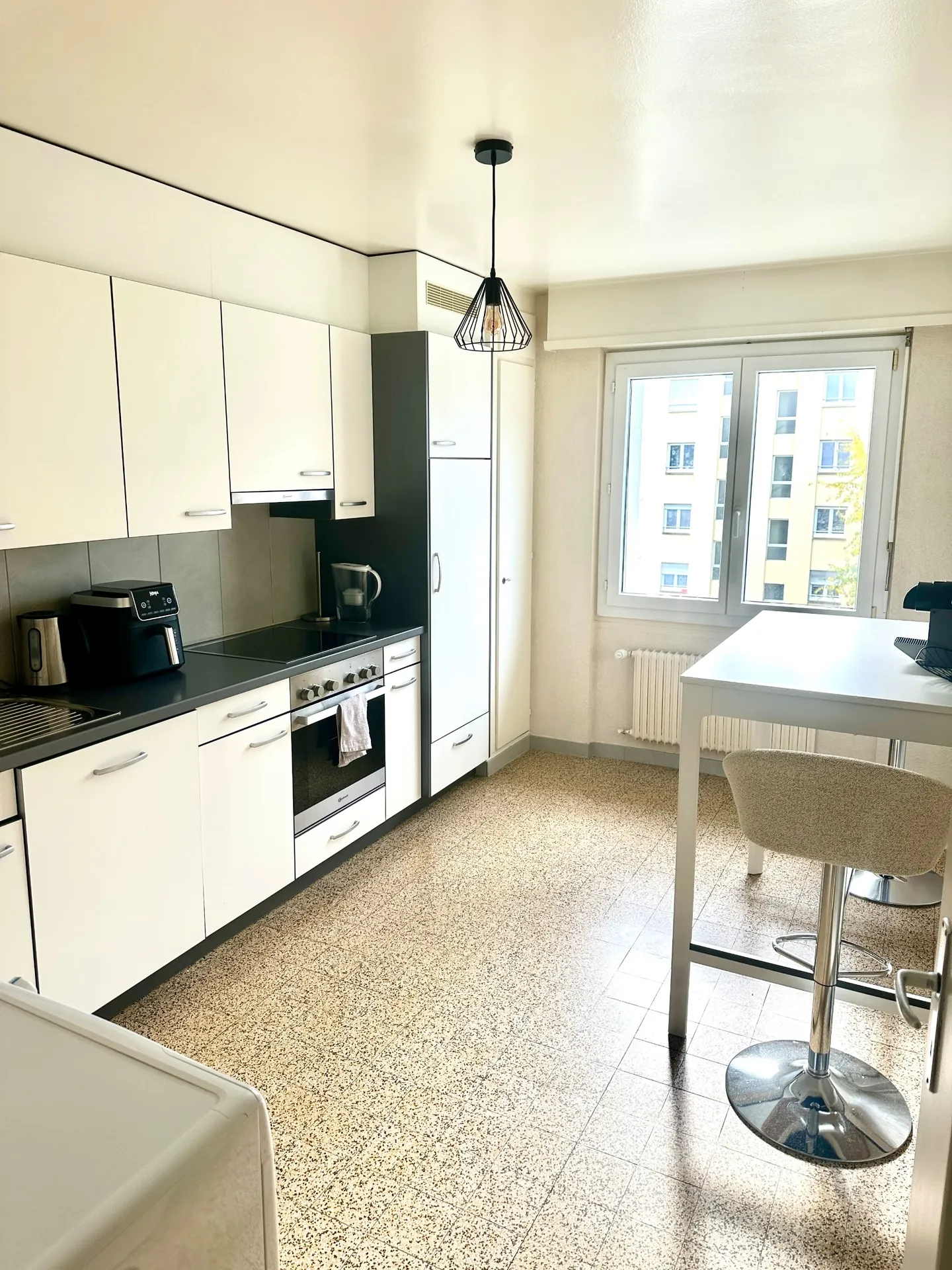 Beautiful 3.5-room apartment on the 3rd floor in Monthey - Photo 5 of 5