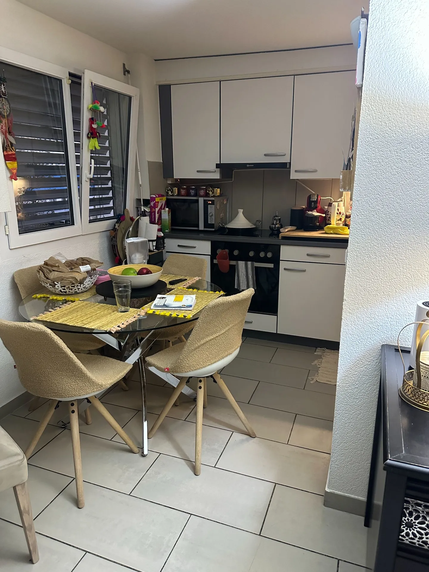 Pretty 4.5-room apartment on the 1st floor in Monthey - Photo 2 of 2