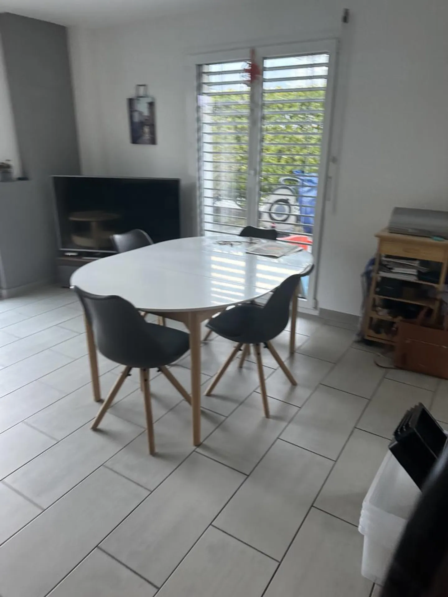 Bel appartement de 4,5 pièces en terrasse à Monthey - Foto 3 von 7