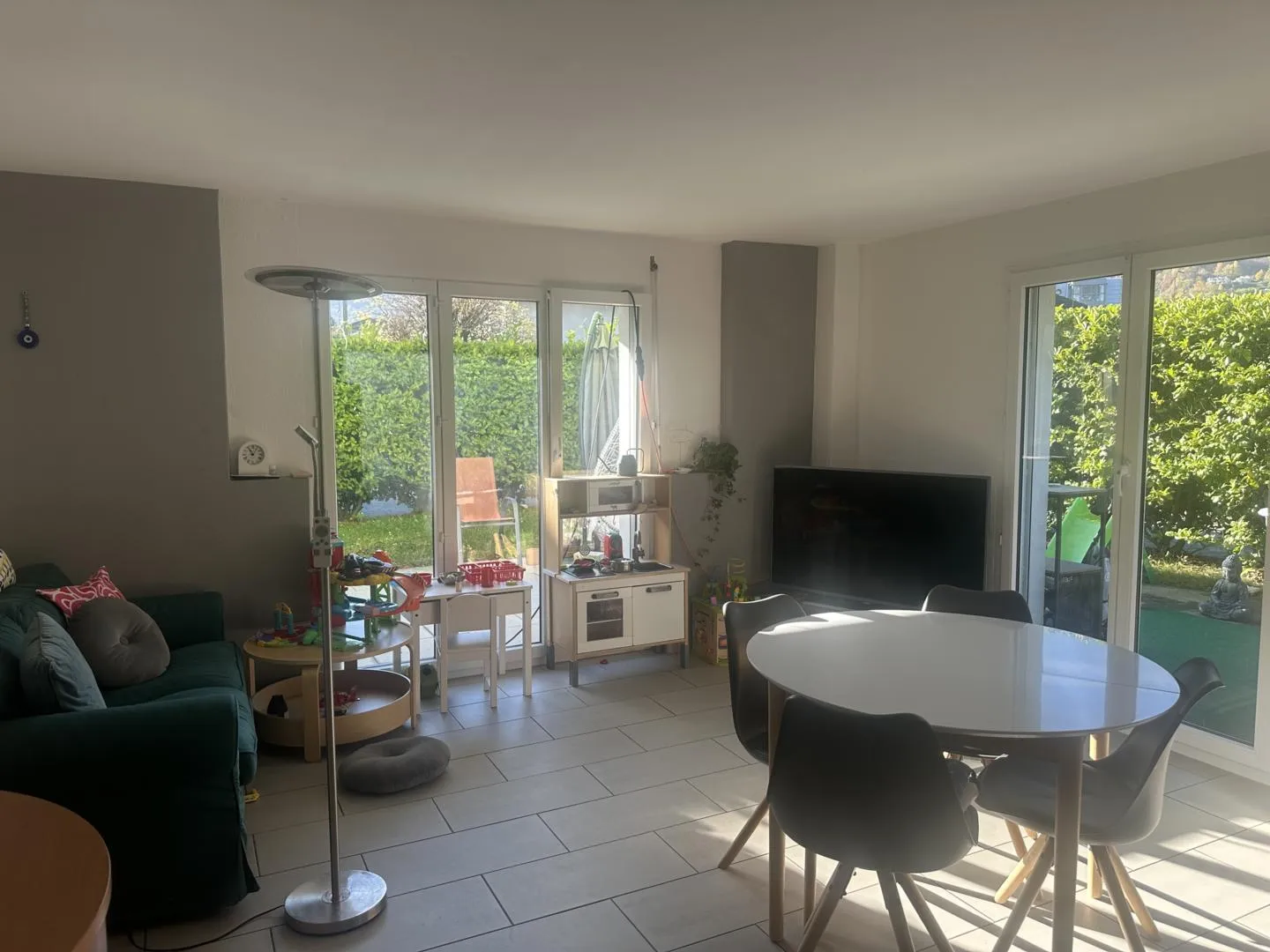 Bel appartement de 4,5 pièces en terrasse à Monthey - Foto 2 von 7