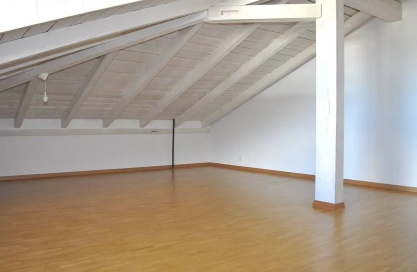 Beautiful penthouse with 5.5 rooms in Monthey - Photo 7 of 7