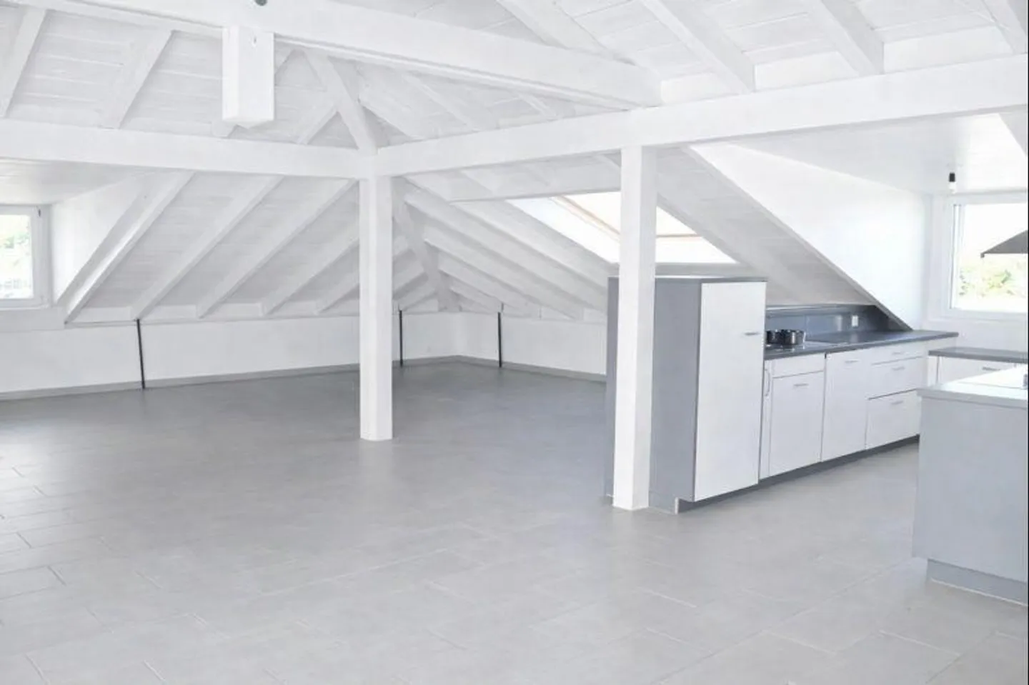 Schöne Penthouse mit 5,5 Zimmern in Monthey - Foto 1 von 9