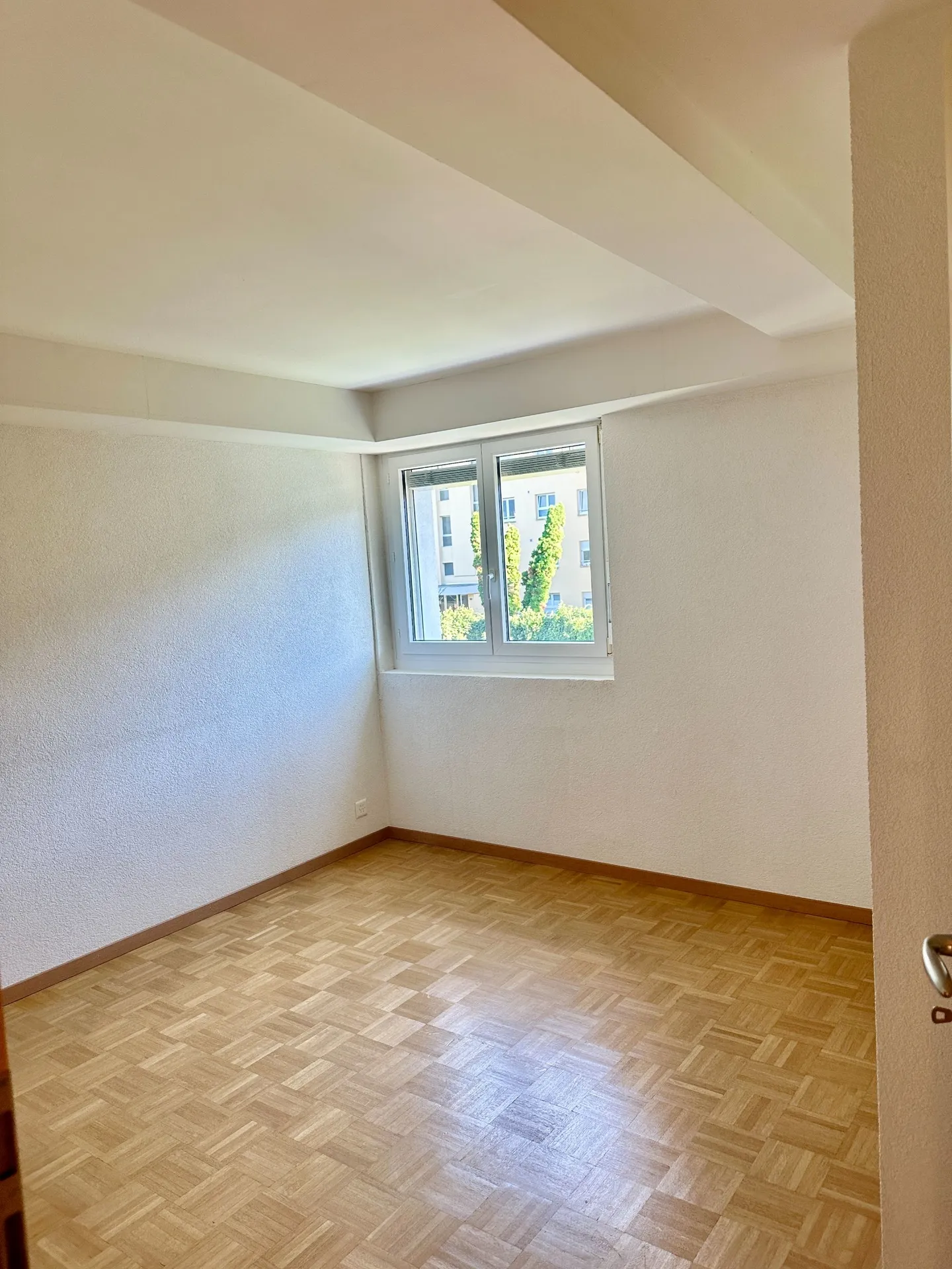 Duplex au rez-de-chaussée de 4,5 pièces à Monthey - Foto 4 di 7