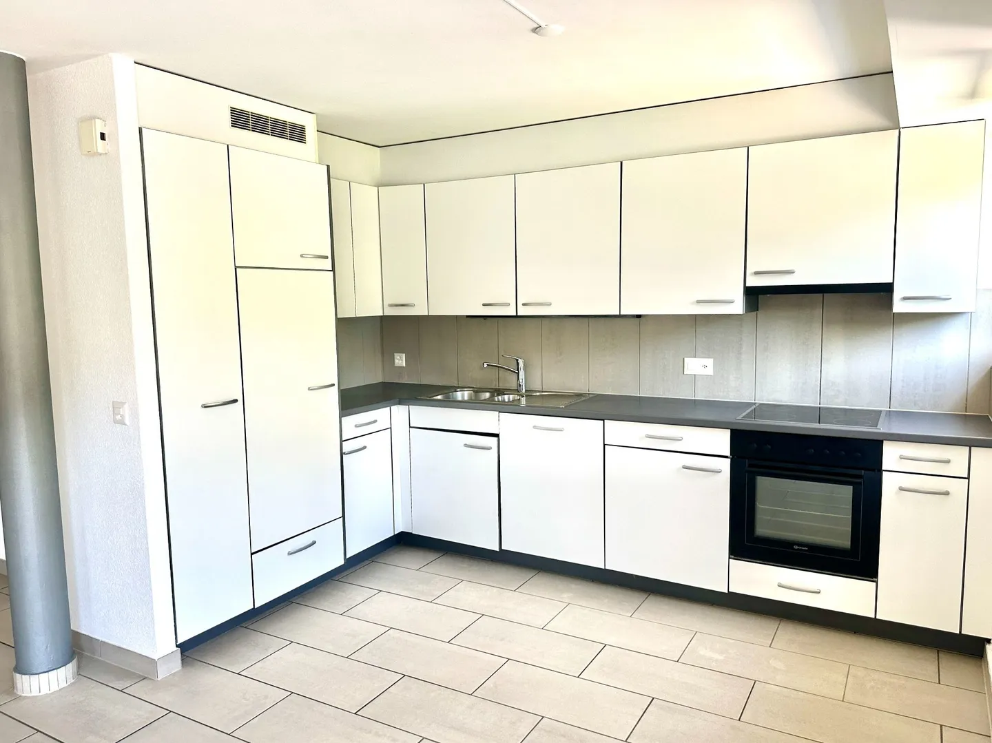 Duplex au rez-de-chaussée de 4,5 pièces à Monthey - Foto 2 di 7